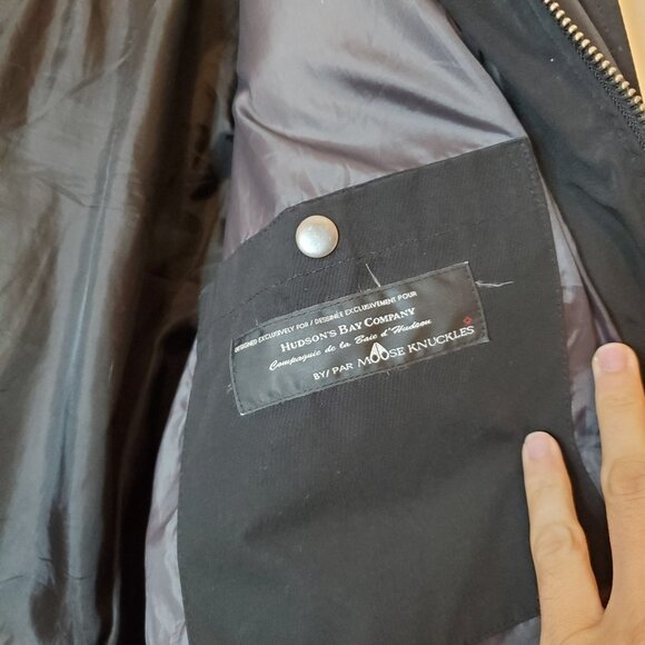 NOT FOR SALE Poshmark will Restrict Sellers Accounts If We Delete Too Many Items - Picture 5 of 8